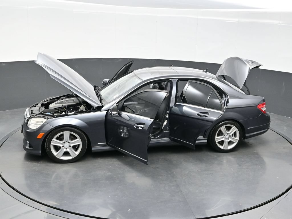 Used 2010 Mercedes-Benz C 300 4MATIC Sedan image 46