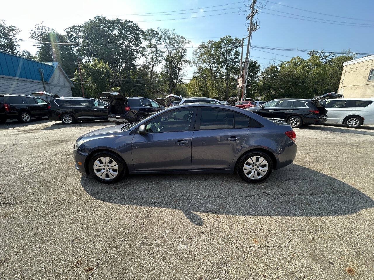 Used 2013 Chevrolet Cruze LS FWD image 4