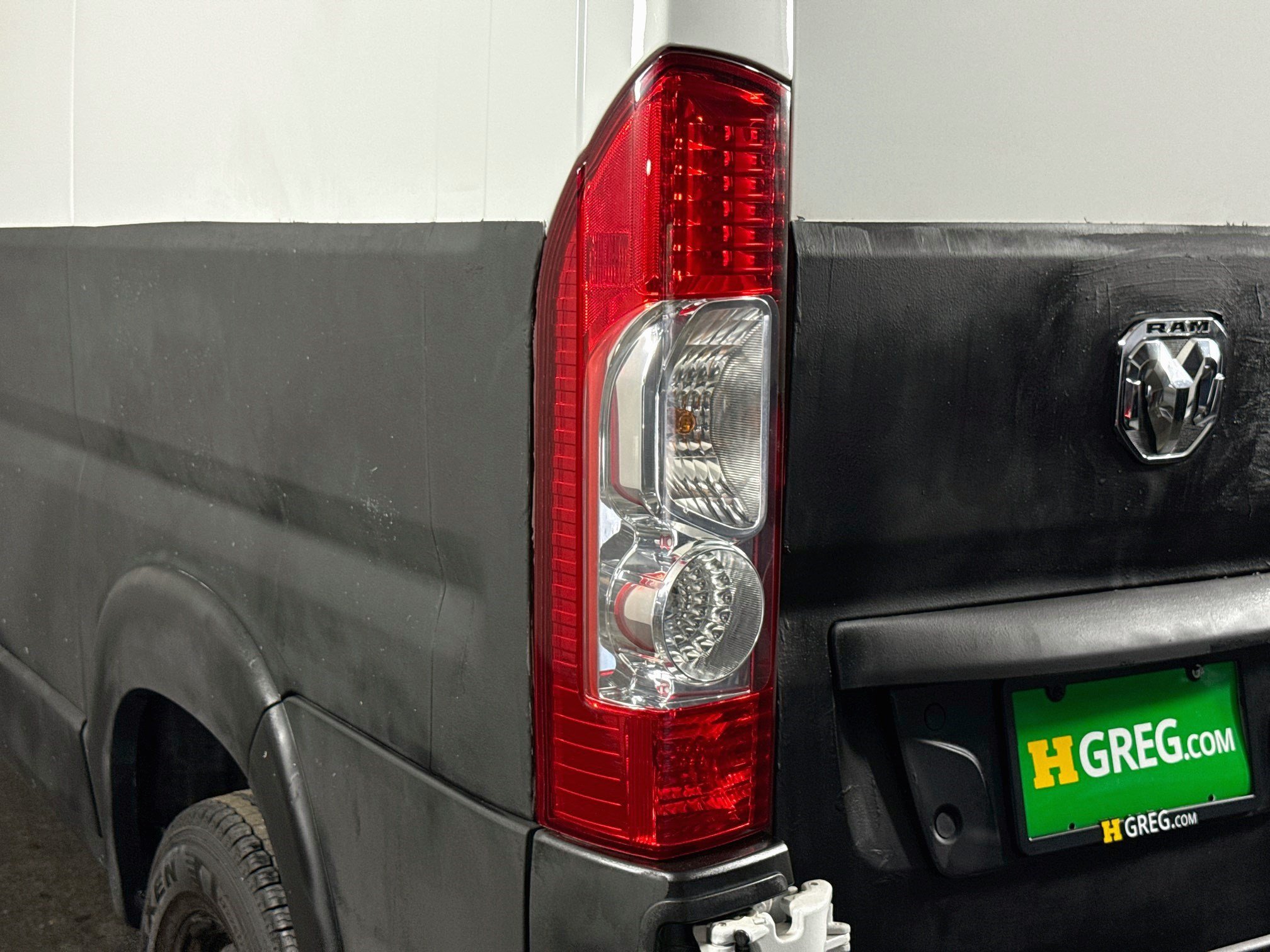 Used 2024 RAM ProMaster 1500 w/ Safety Group FWD image 33