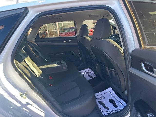 Used 2023 Kia K5 LXS image 13