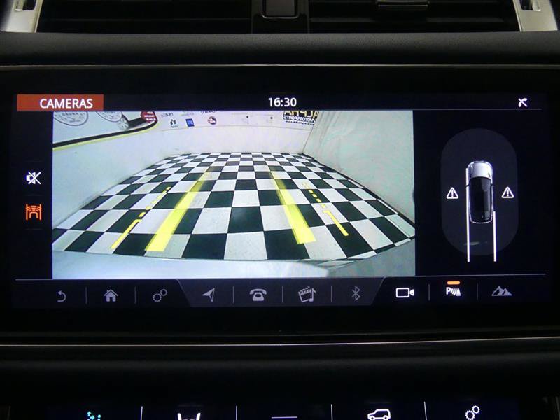 Used 2020 Land Rover Range Rover Sport HST AWD/4WD image 10