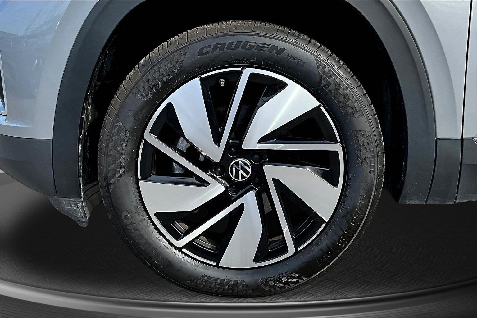 Used 2026 Volkswagen Atlas SE FWD image 29
