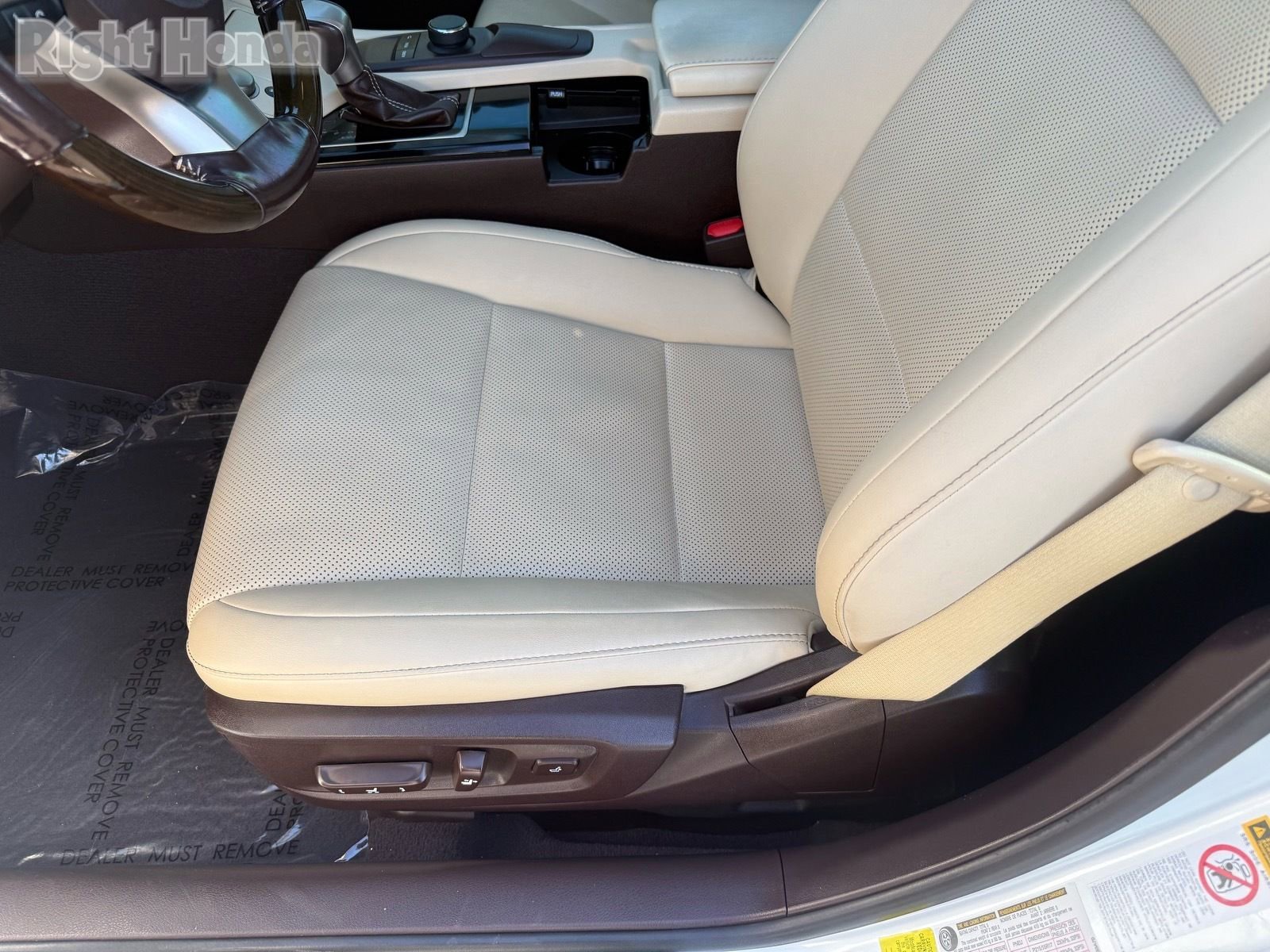 Used 2017 Lexus ES 350 w/ Premium Package image 13