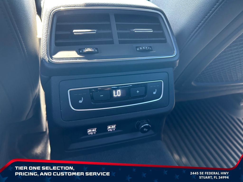 Used 2019 Audi A6 3.0T Premium Plus w/ Premium Plus Package AWD/4WD image 16