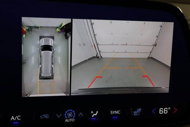 Used 2025 Chevrolet Suburban RST w/ Comfort Package image 25