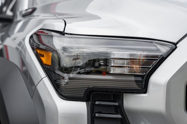 New 2025 Toyota Tacoma TRD Off-Road image 14