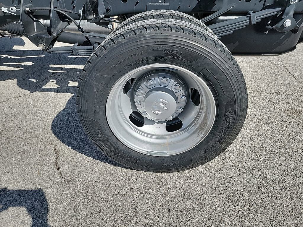 New 2024 RAM 5500 Tradesman w/ Chrome Appearance Group image 11