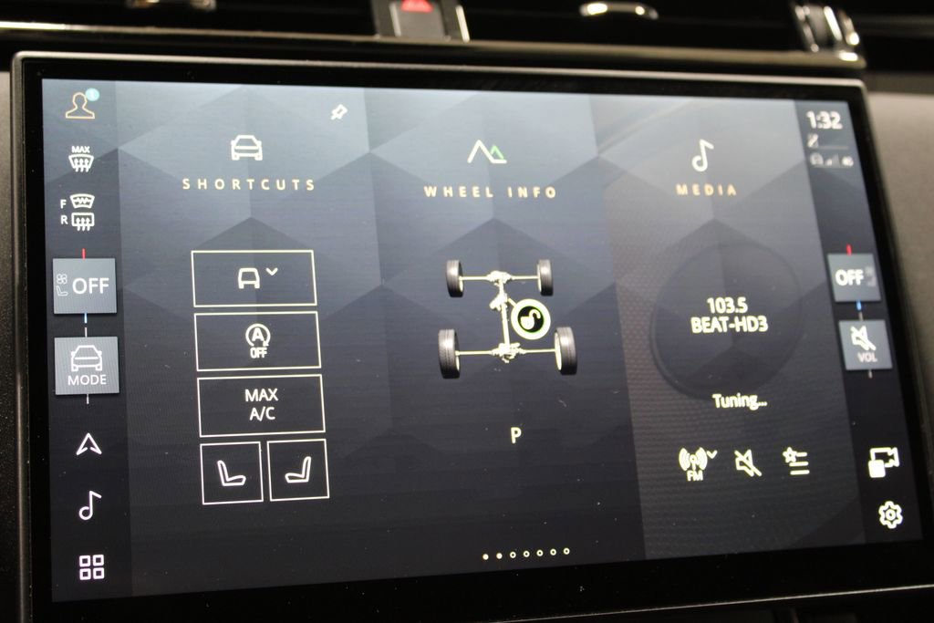 Used 2024 Land Rover Range Rover Velar S image 42