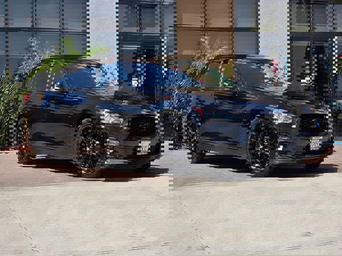 Used 2019 INFINITI Q50 Signature Edition image 3