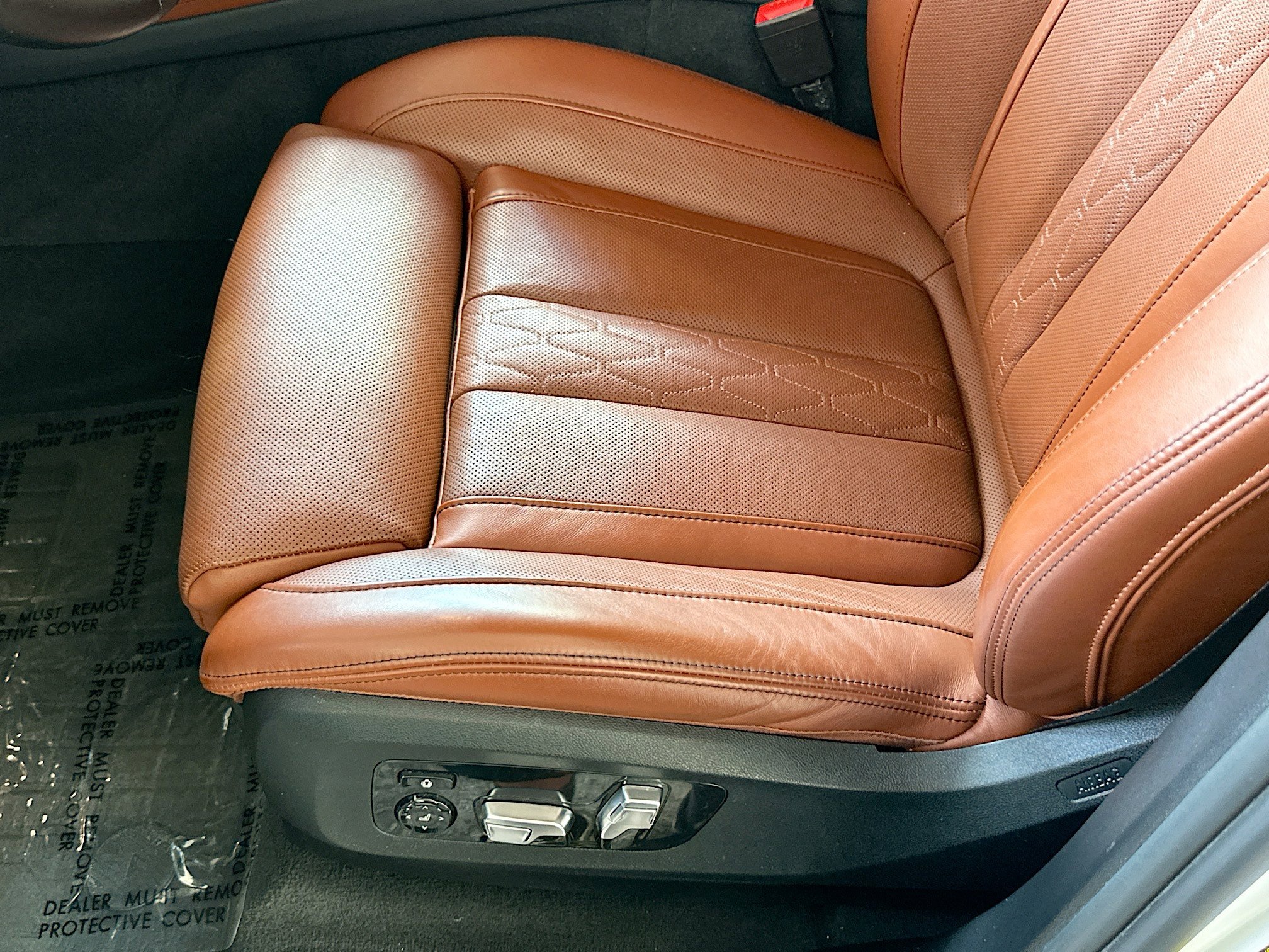 Certified 2024 BMW X7 xDrive40i w/ Executive Package image 20