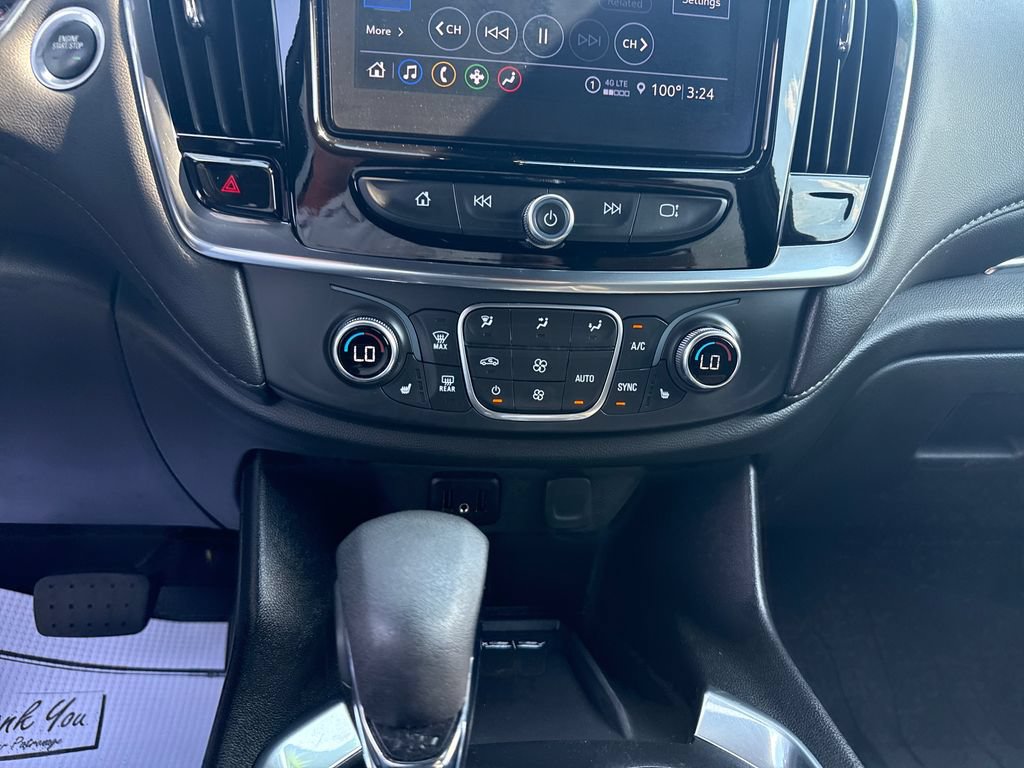 Used 2023 Chevrolet Traverse LT FWD image 22