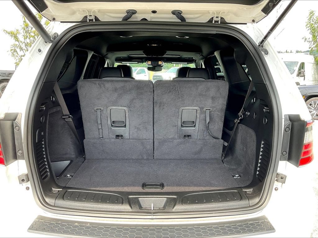 Used 2023 Dodge Durango R/T w/ Tow 'N Go Package AWD/4WD image 35