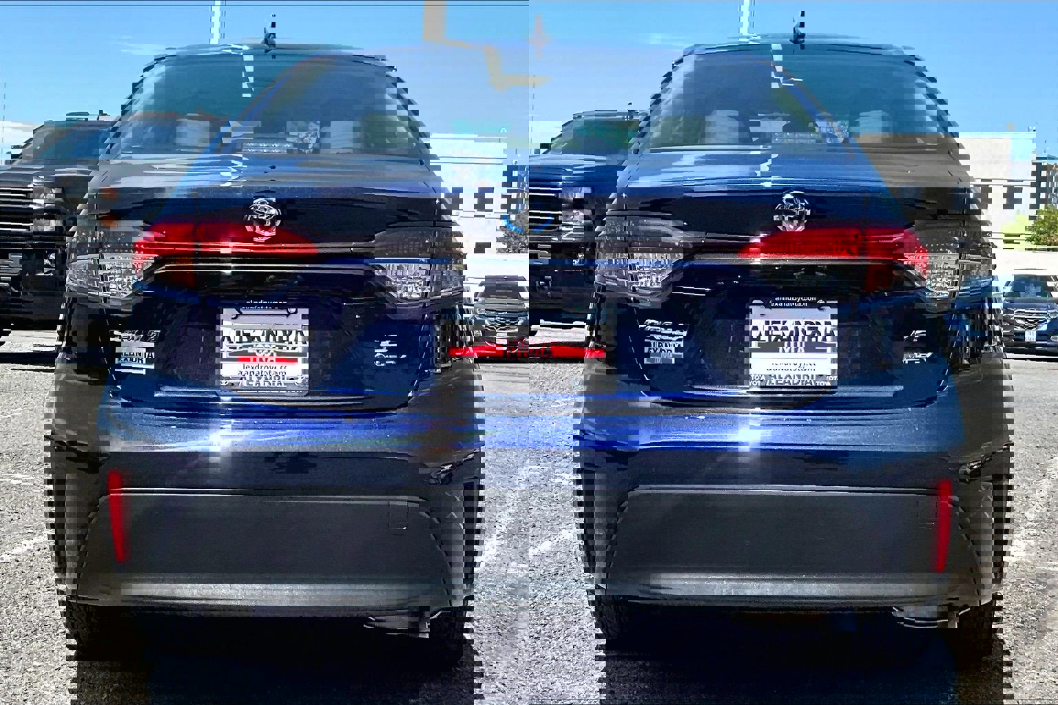 Used 2025 Toyota Corolla LE image 4