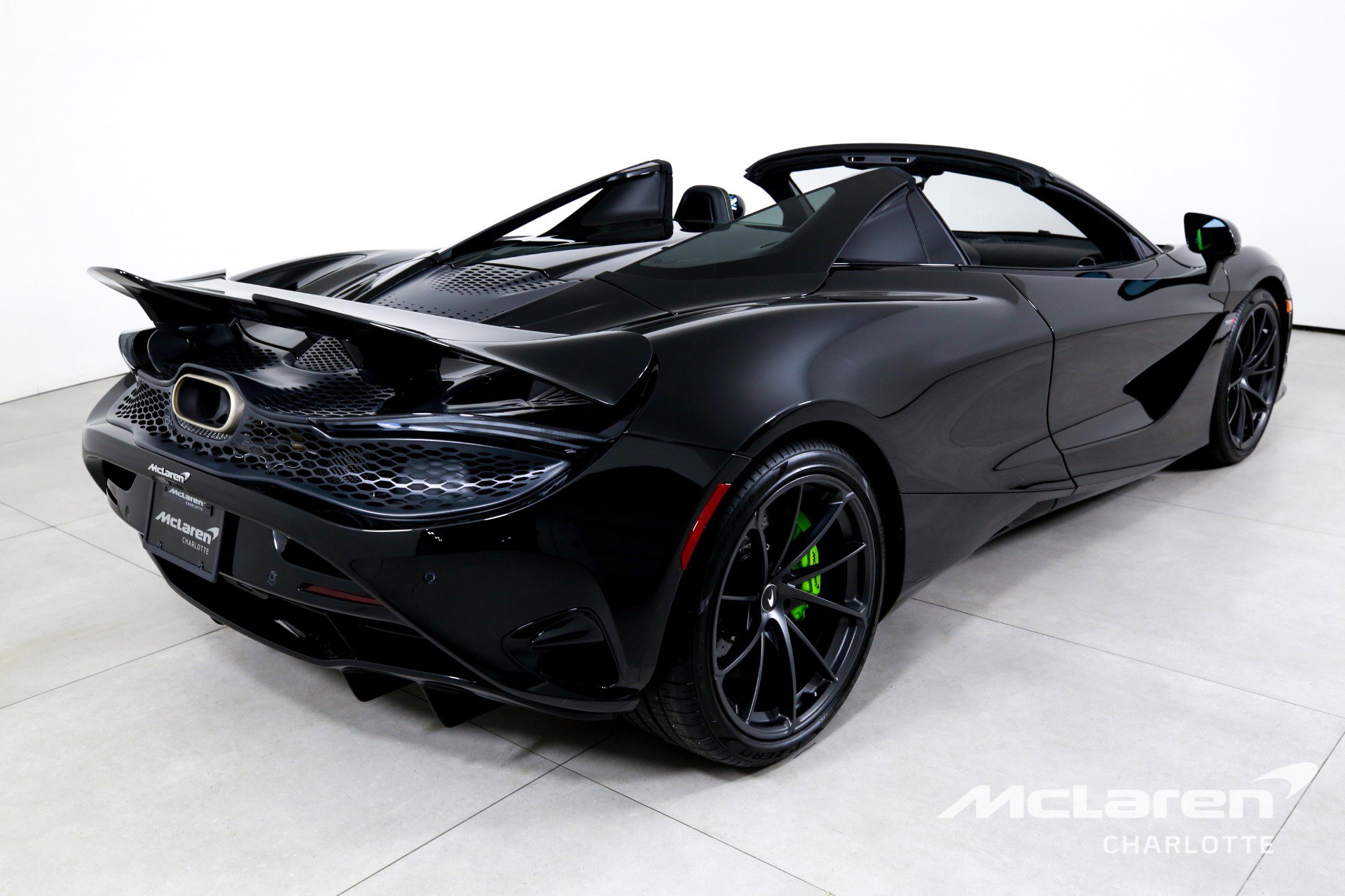New 2026 McLaren 750S image 10