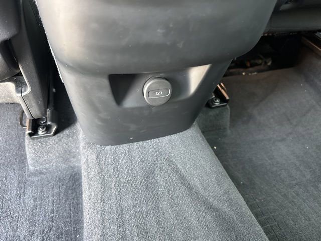 Certified 2023 Volvo XC90 B5 Plus w/ Protection Package Premier image 16