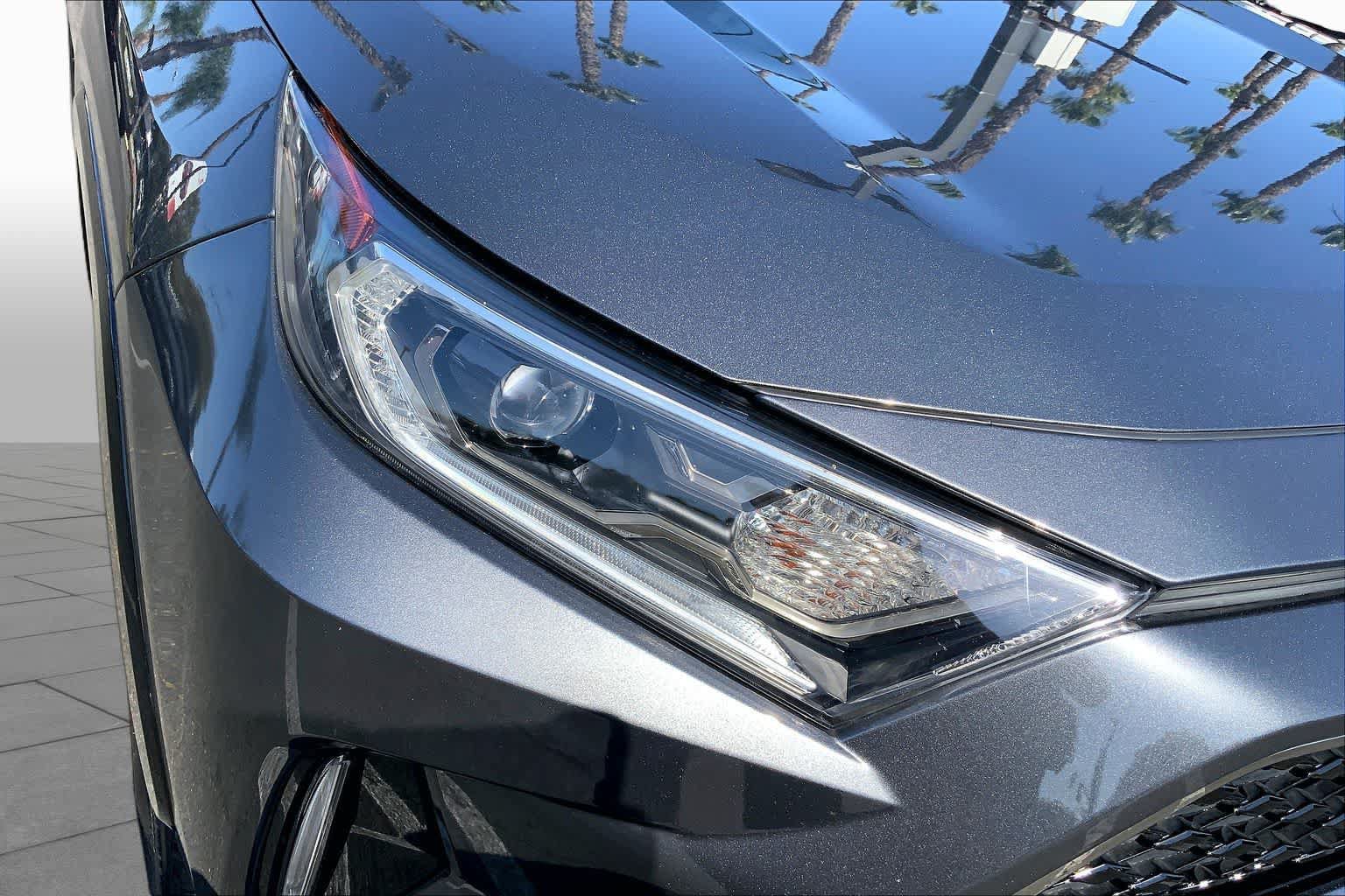 Used 2021 Toyota RAV4 XSE w/ Weather Package AWD/4WD image 27