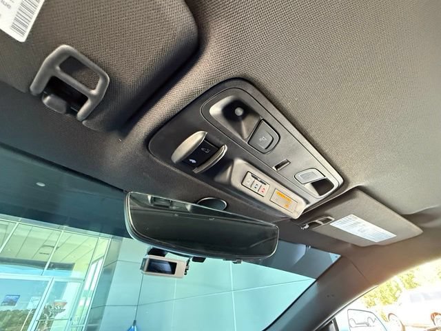 Used 2021 Chevrolet Camaro SS RWD image 33