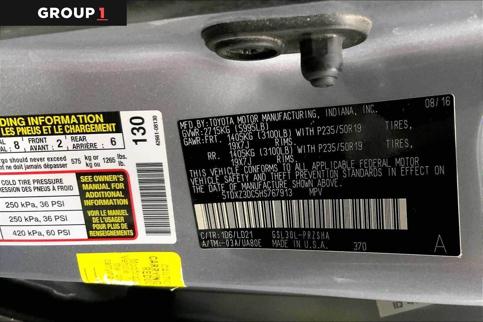 Used 2017 Toyota Sienna SE FWD image 37