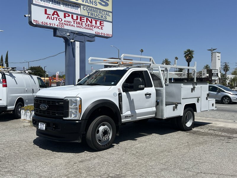 Used 2023 Ford F550 Luxury RWD image 1