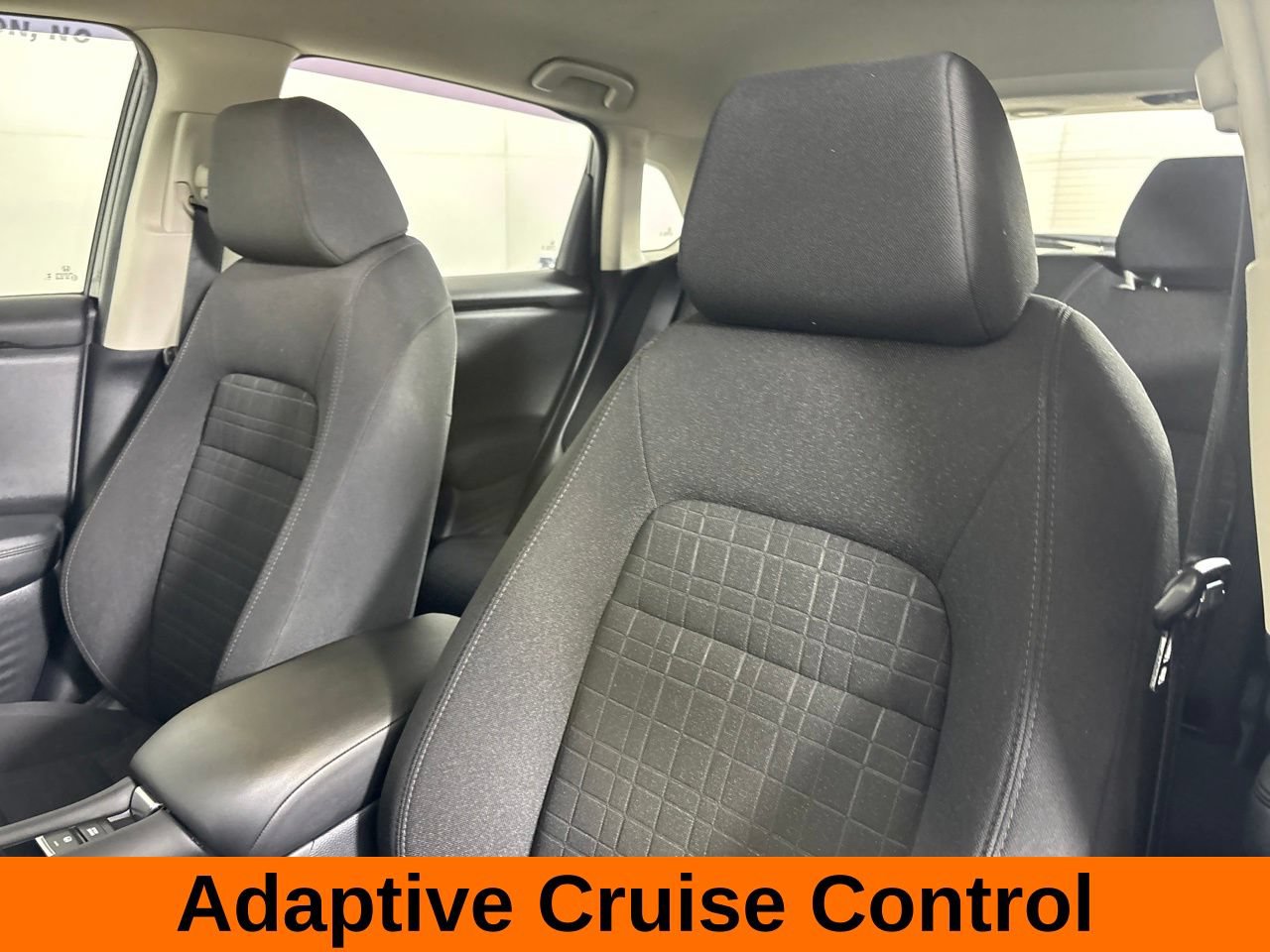 Used 2024 Honda HR-V LX image 9