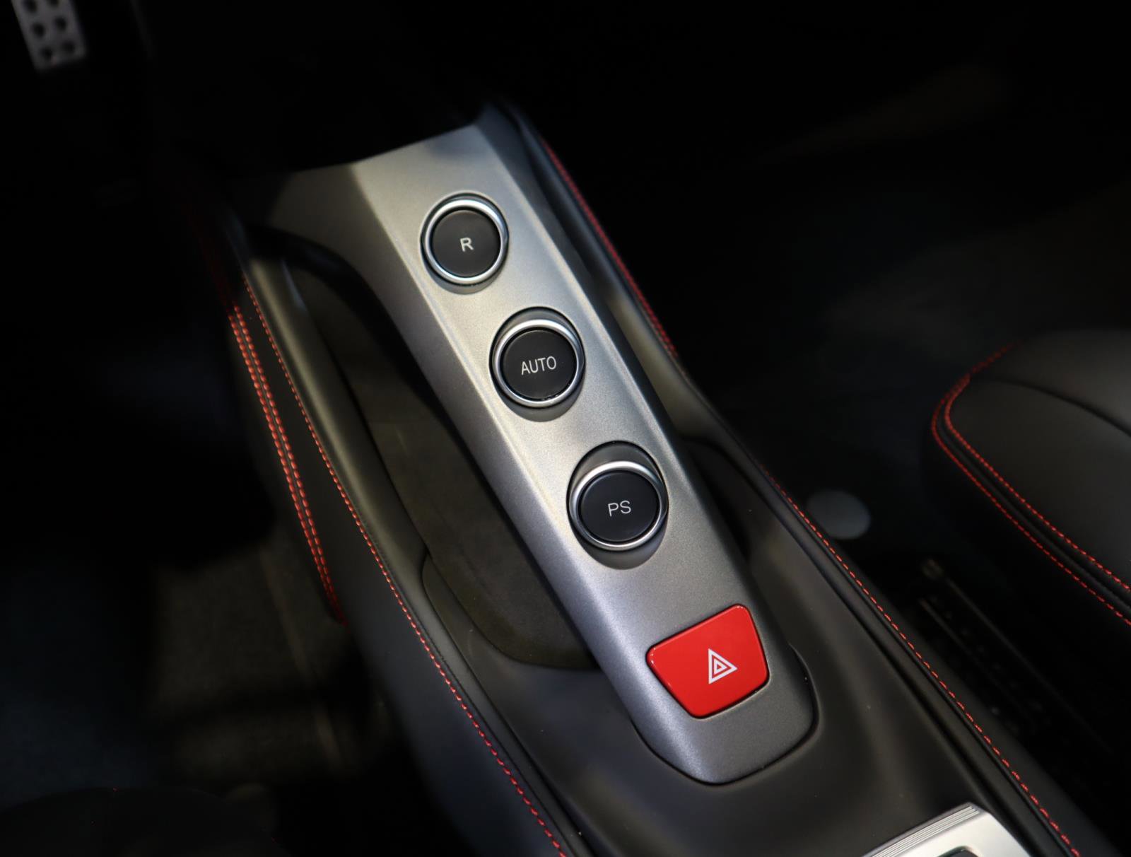Certified 2019 Ferrari 488 GTB RWD image 33