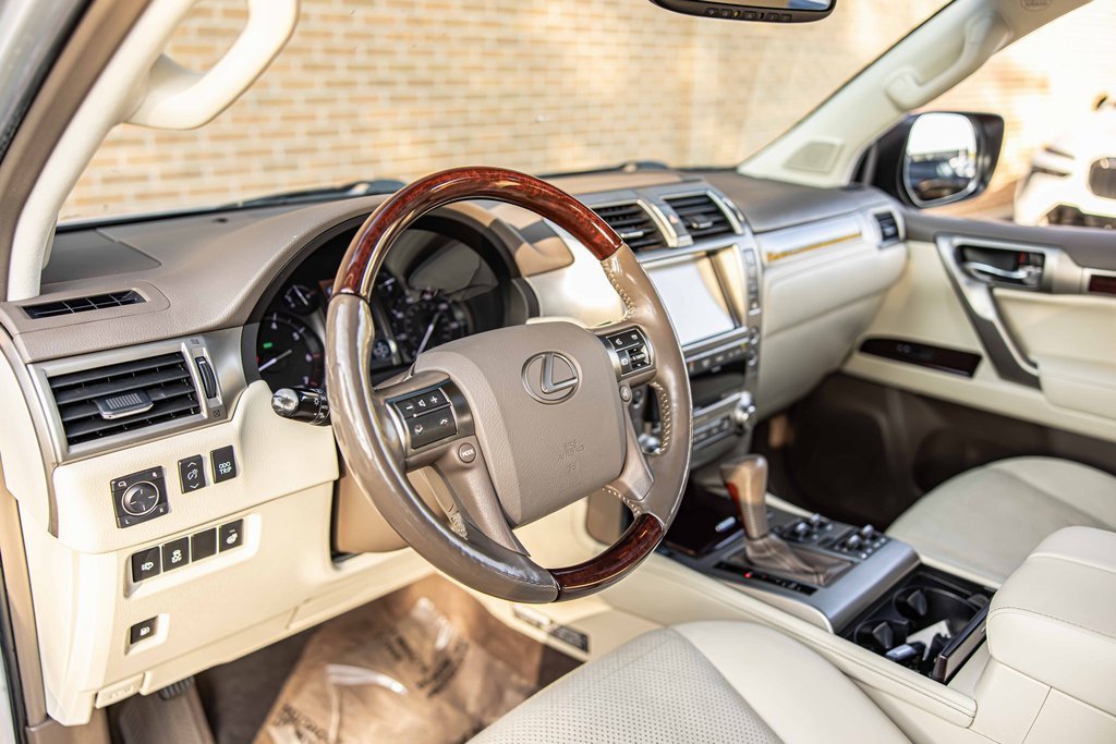 Used 2017 Lexus GX 460 Luxury image 20