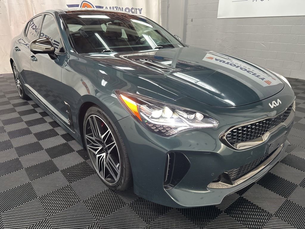 Used 2022 Kia Stinger GT2 RWD image 2