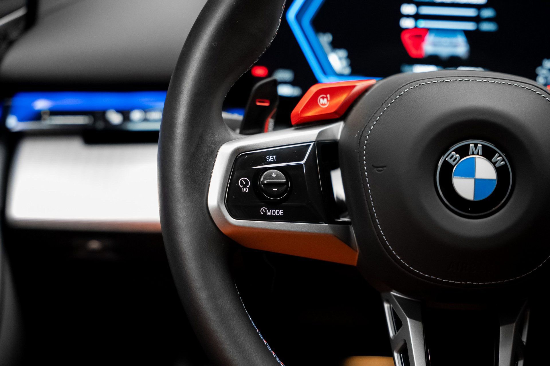 Used 2025 BMW M5 image 47