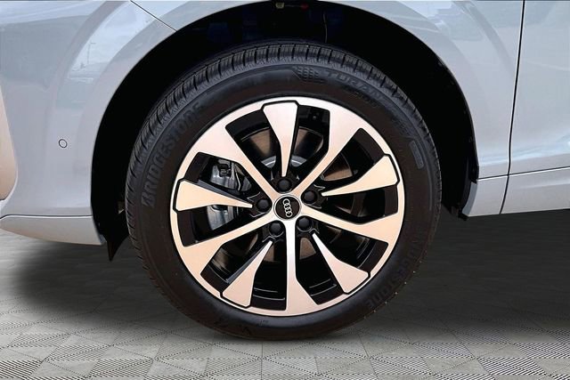 New 2026 Audi Q3 quattro 2.0T AWD/4WD image 8