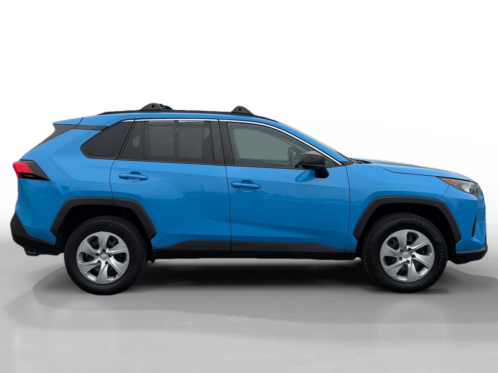 Used 2021 Toyota RAV4 LE image 6