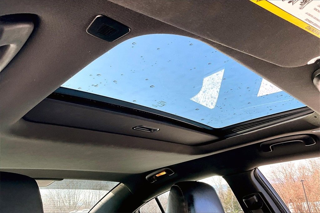 Used 2021 Dodge Charger SXT w/ Leather Interior Group image 18