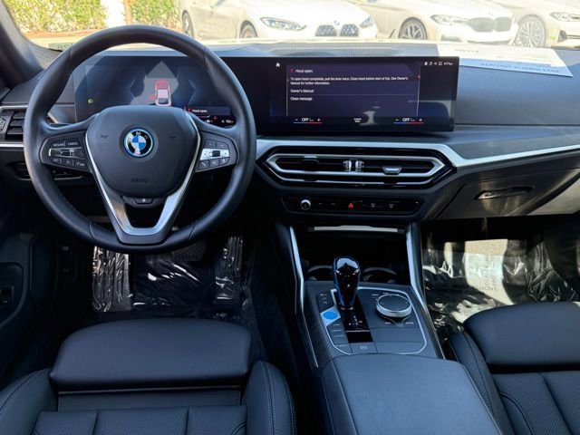 Used 2023 BMW i4 eDrive35 w/ Premium Package RWD image 31