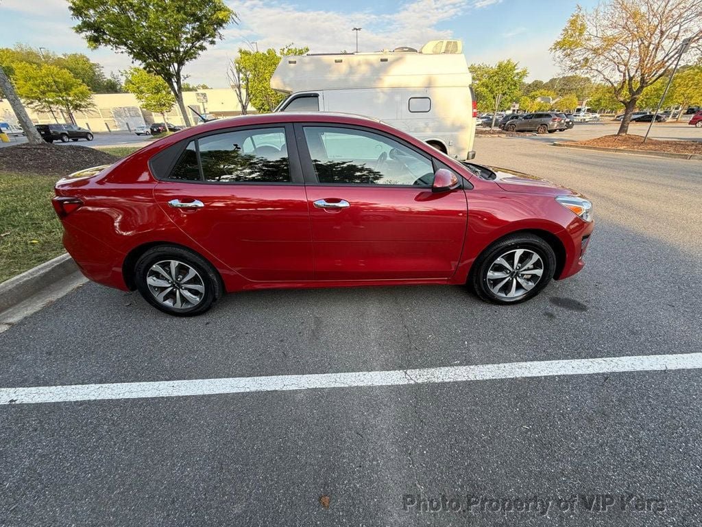 Used 2023 Kia Rio S w/ Technology Package FWD image 4