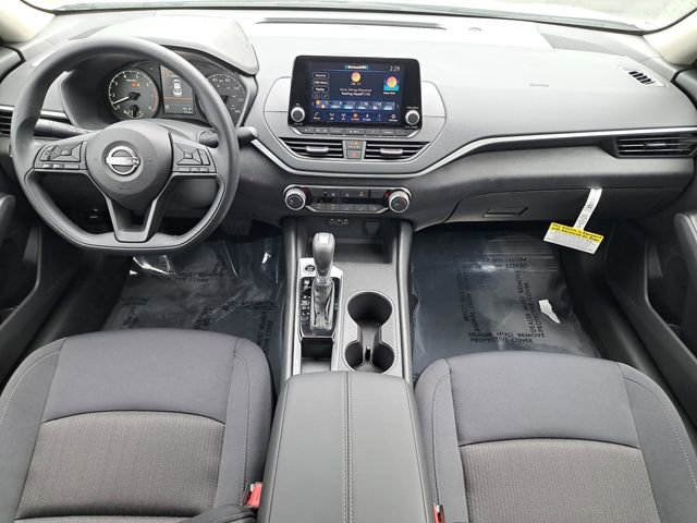 Used 2025 Nissan Altima 2.5 S image 14