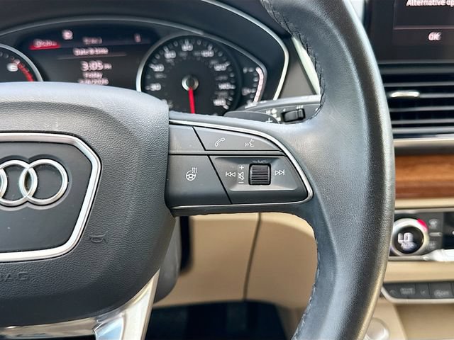 Used 2023 Audi Q5 2.0T Premium w/ Convenience Package AWD/4WD image 38