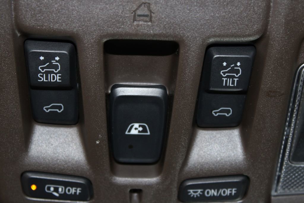 Used 2020 GMC Sierra 1500 SLT w/ SLT Premium Package image 35