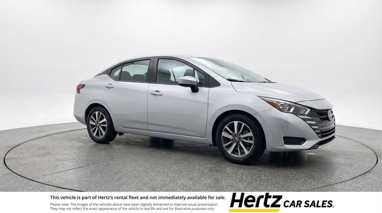 Used 2025 Nissan Versa SV FWD image 1