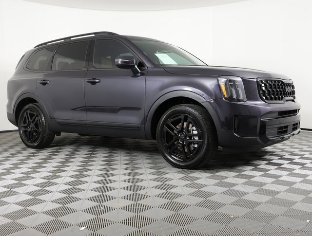 Certified 2025 Kia Telluride EX X-Line image 3
