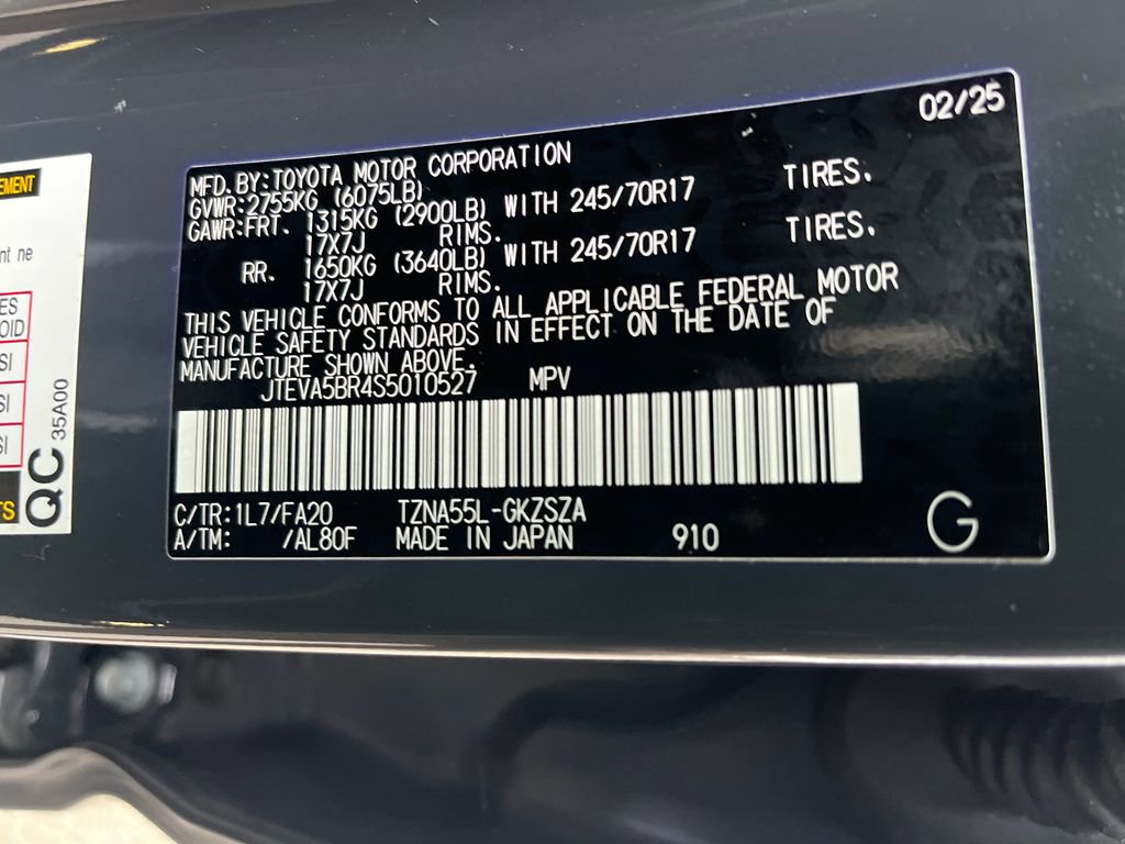 Certified 2025 Toyota 4Runner SR5 image 31