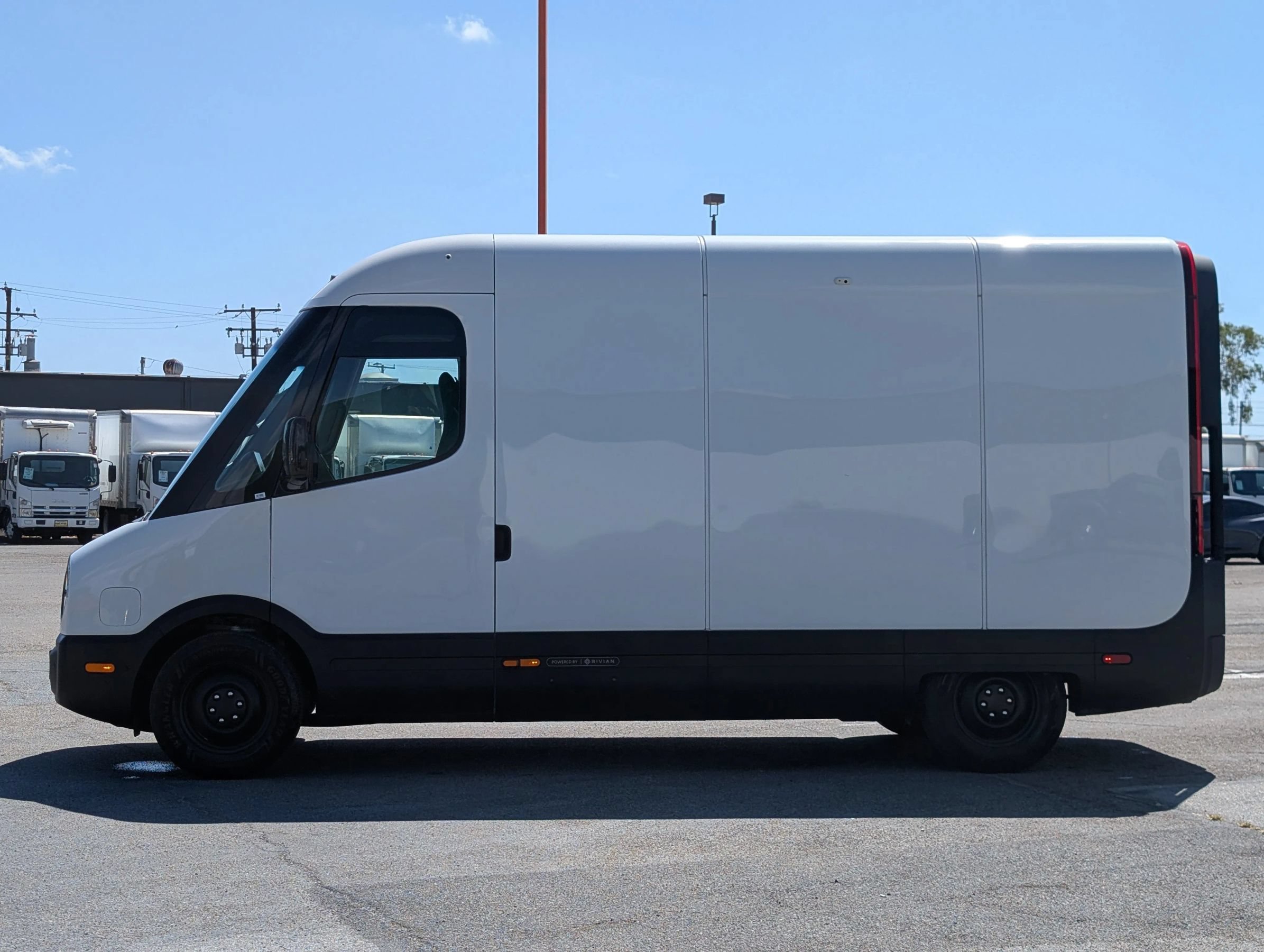 Used 2024 Rivian Delivery 500 FWD image 4