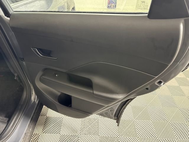 Used 2025 Hyundai Kona SE image 16