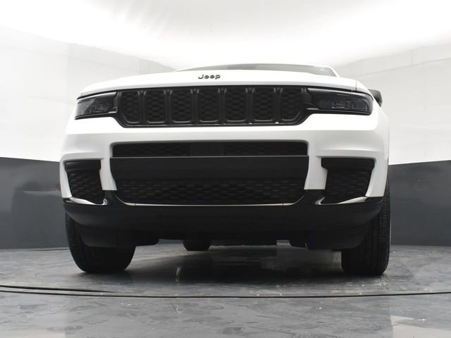Used 2024 Jeep Grand Cherokee L Altitude AWD/4WD image 20