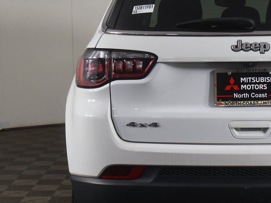 Used 2022 Jeep Compass Latitude AWD/4WD image 14