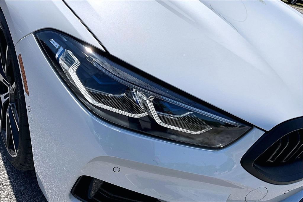 Certified 2026 BMW M850i xDrive w/ M Carbon Exterior Package AWD/4WD image 32