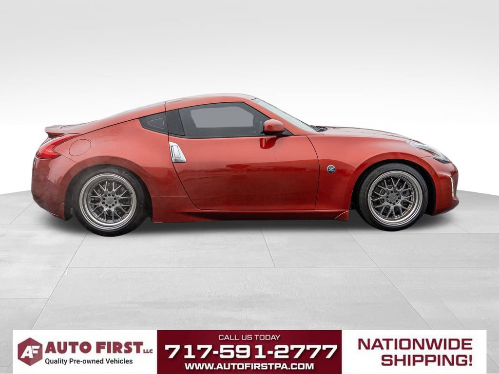 Used 2013 Nissan 370Z Base w/ Aerodynamics Pkg image 2