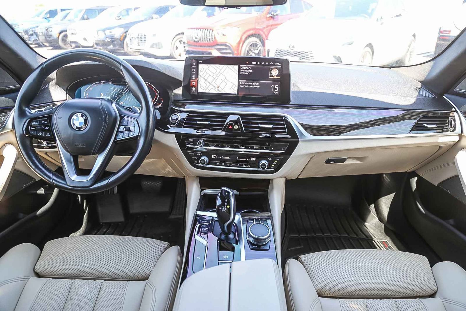 Used 2022 BMW 530i w/ Premium Package image 11