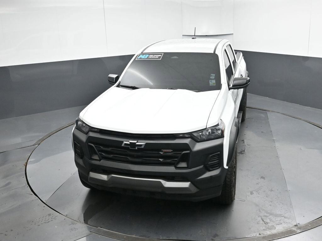 Used 2024 Chevrolet Colorado Trail Boss w/ Technology Package image 46