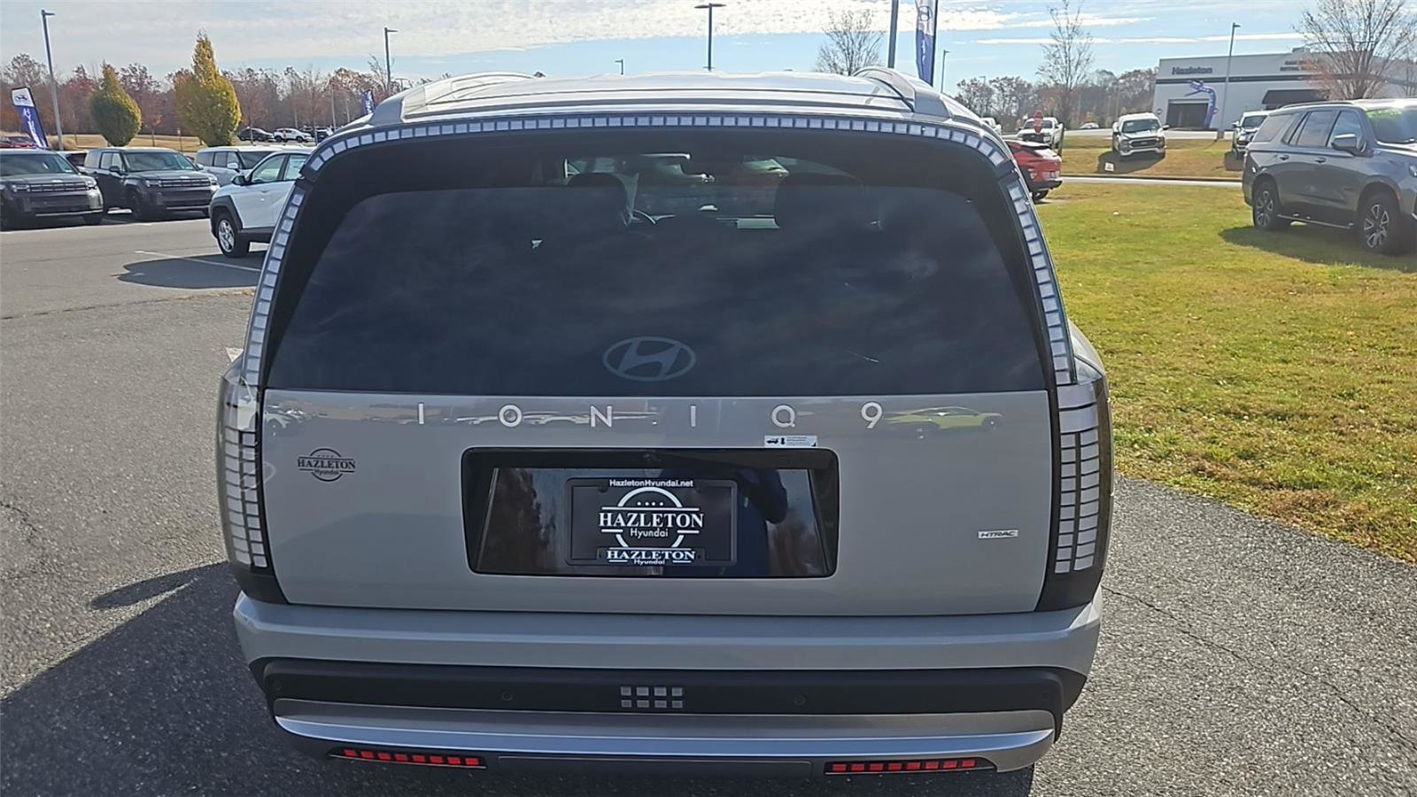 New 2026 Hyundai Ioniq 9 SE image 6