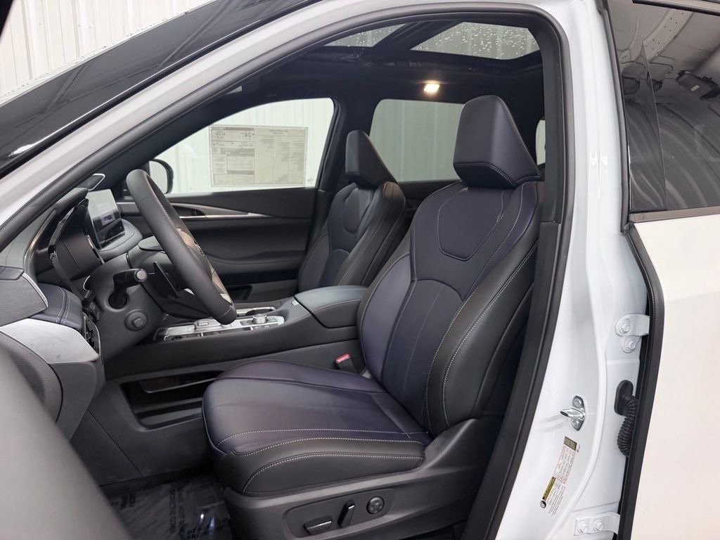 New 2027 INFINITI QX60 Sport w/ Dark Cargo Package AWD/4WD image 12