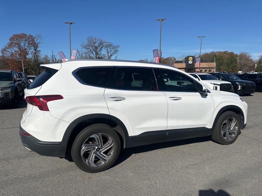 Used 2023 Hyundai Santa Fe SEL image 3